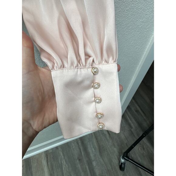 Express Shirt Womens Size S Blush Pink Faux Wrap V Neck Puff Shoulder Blouse New - Picture 4 of 5